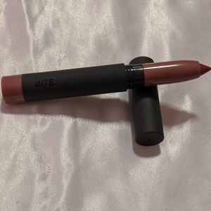 Bite matte creme lip crayon in color glace